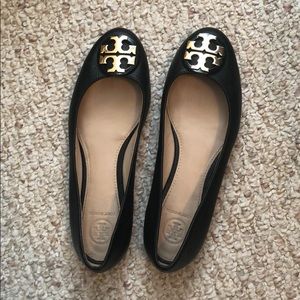 Black leather Tory Burch Flats